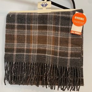 Dockers Gray Fringe Reversible Scarf